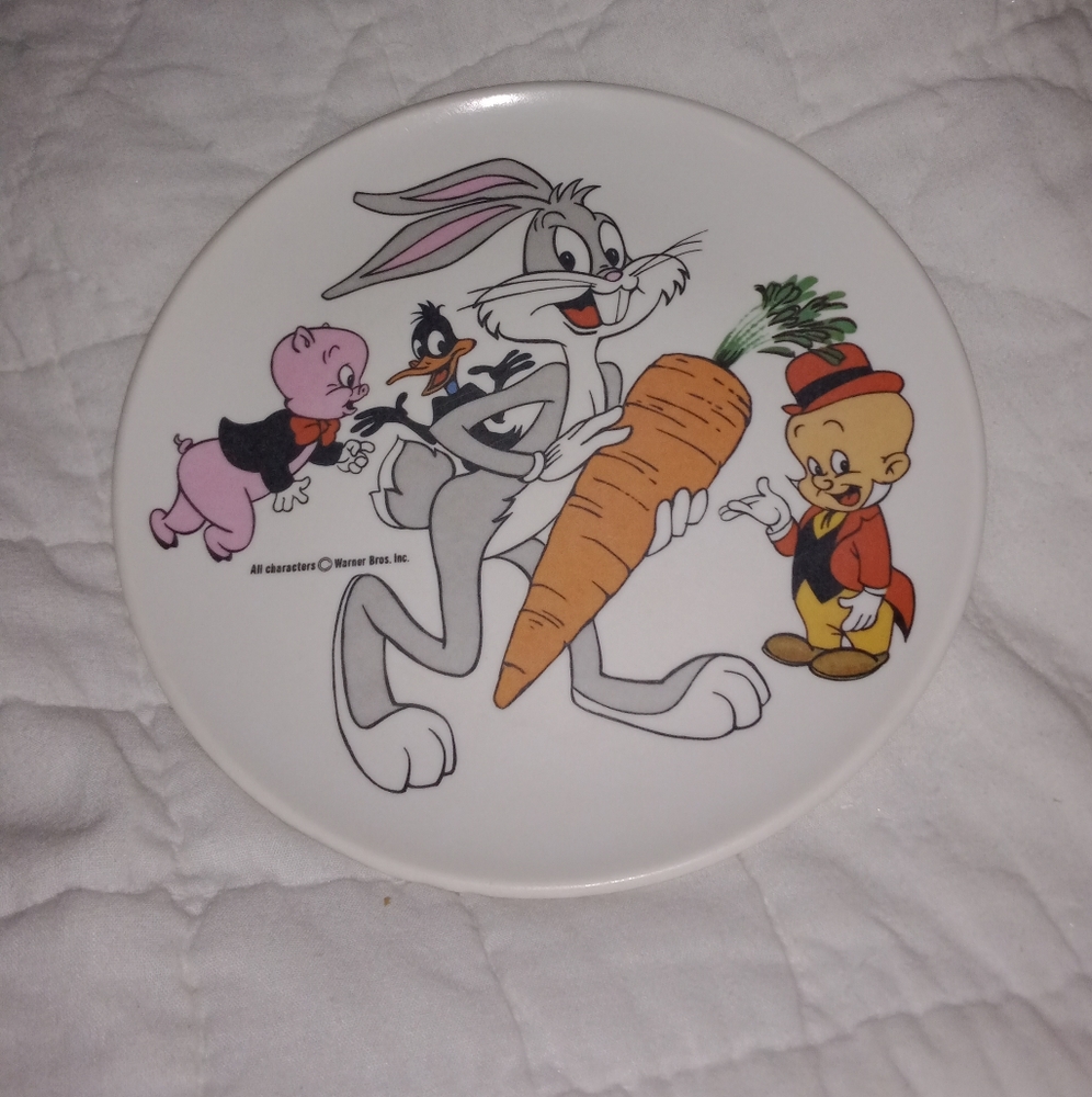 Vintage Bugs Bunny Daffy Duck Porky Pig Elmer Fudd Plate